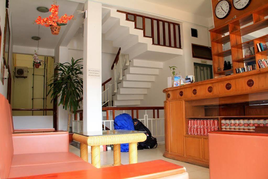 Hanhcafe Hotel Nha Trang Exterior photo