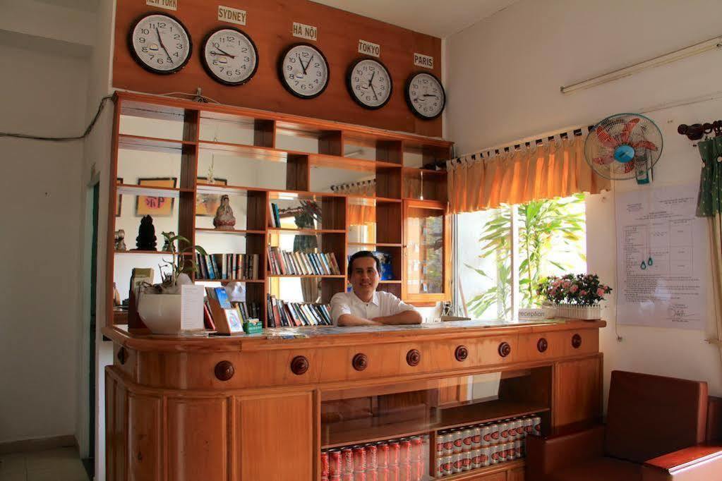 Hanhcafe Hotel Nha Trang Exterior photo